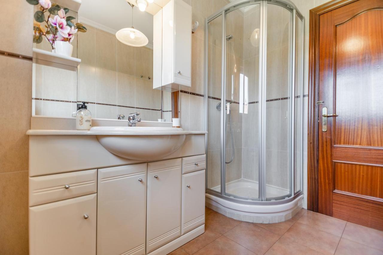 Apartamentos Privados Con Jardin Y Barbacoa Compartida En Laredo Exteriör bild