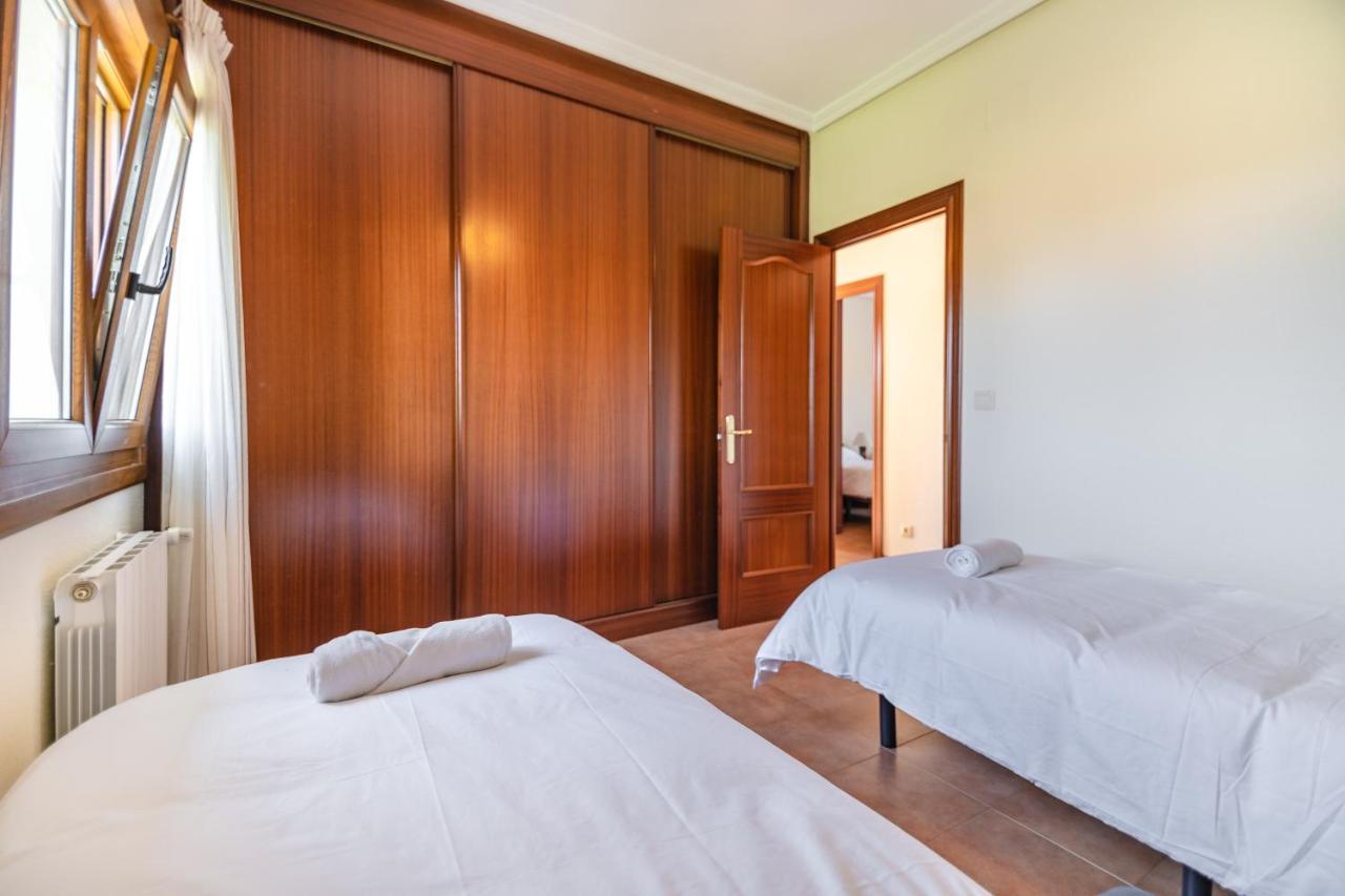 Apartamentos Privados Con Jardin Y Barbacoa Compartida En Laredo Exteriör bild