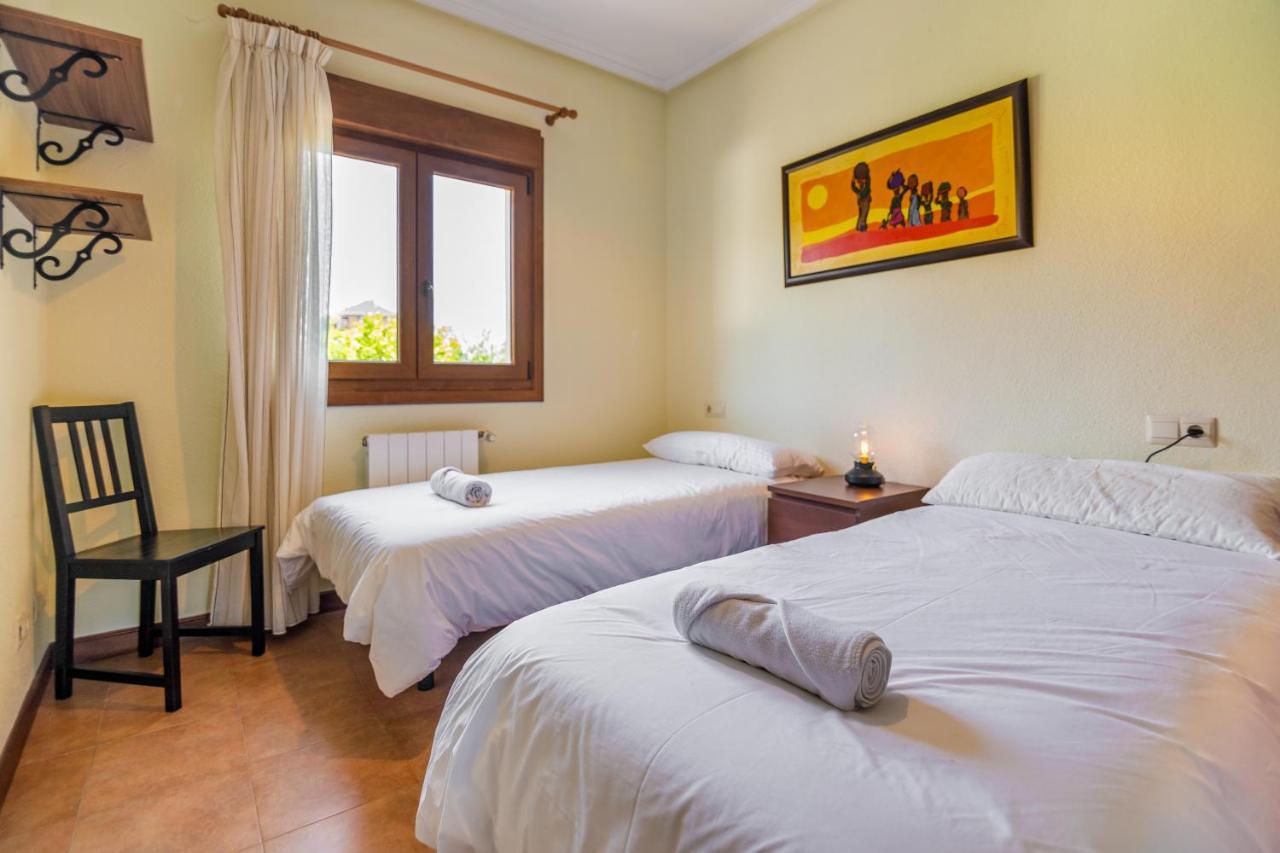 Apartamentos Privados Con Jardin Y Barbacoa Compartida En Laredo Exteriör bild